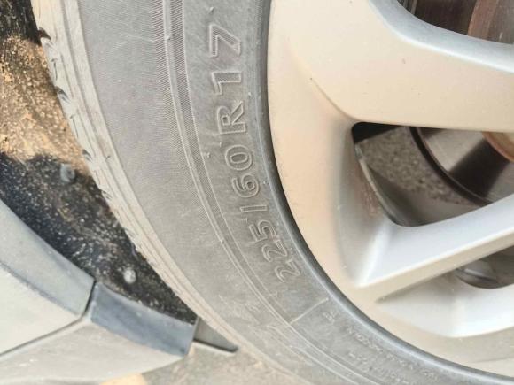 [绍兴·浙D] 二手现代途胜2015款 1.6T 双离合两驱智能型