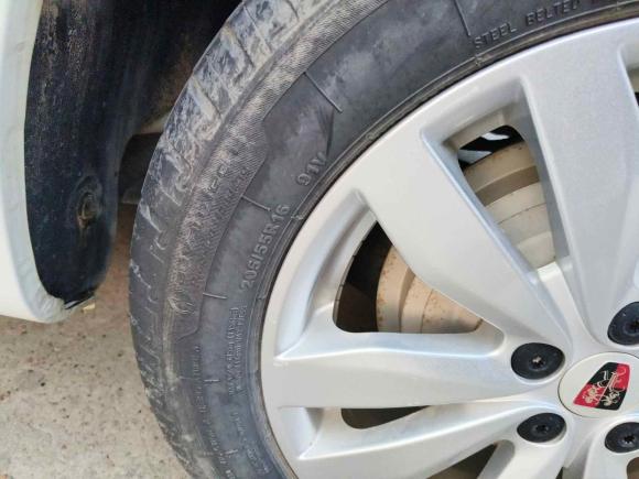 [苏州·苏E] 二手荣威荣威3502015款 1.5L 手动豪华天窗版