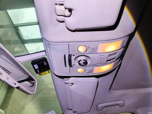 [无锡·苏B] 二手奥迪奥迪Q72010款 3.6 FSI quattro 豪华型