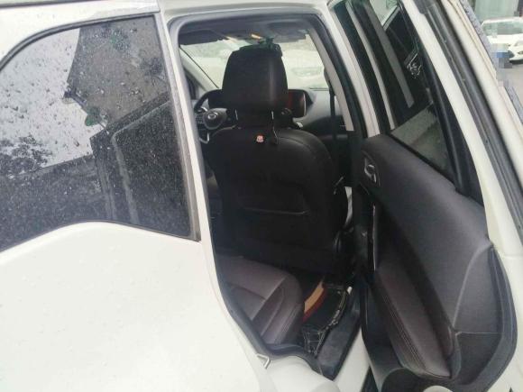 [成都·川A] 二手广汽传祺传祺GS42018款 235T 自动两驱豪华智联百万纪念版