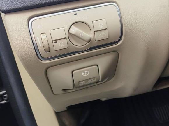 [宁波·浙B] 二手沃尔沃沃尔沃S602014款 S60L 2.0T 智远版