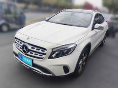 [上海·沪B] 奔驰奔驰GLA2019款 GLA 200 动感型