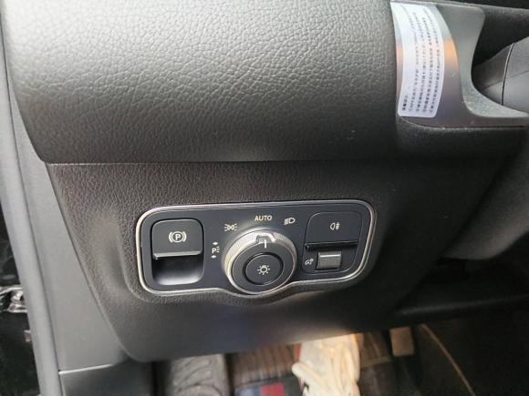 [广州·粤A] 二手奔驰奔驰GLB2022款 GLB 220 时尚型