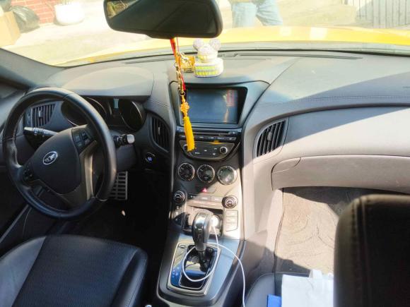 [上海·苏E] 二手现代劳恩斯-酷派2012款 2.0T 自动豪华版