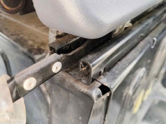 [宁波·浙B] 二手东风御风御风2021款 2.0T动力王前驱物流车长轴中顶6-9座国VI ZD20