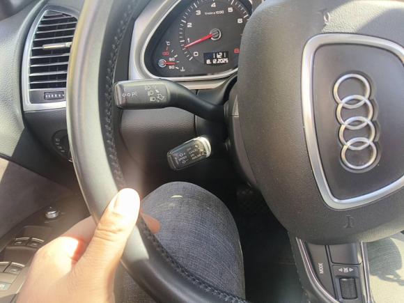 [广州·粤A] 二手奥迪奥迪Q72015款 35 TFSI 运动型