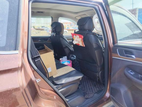 [青岛·苏J] 二手荣威荣威RX82018款 30T 智联网两驱至尊版