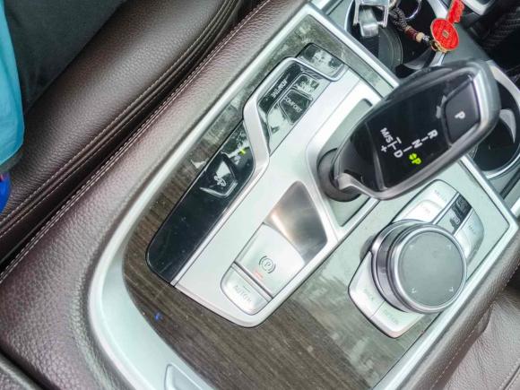 [成都·川A] 二手宝马宝马7系2016款 730Li 领先型