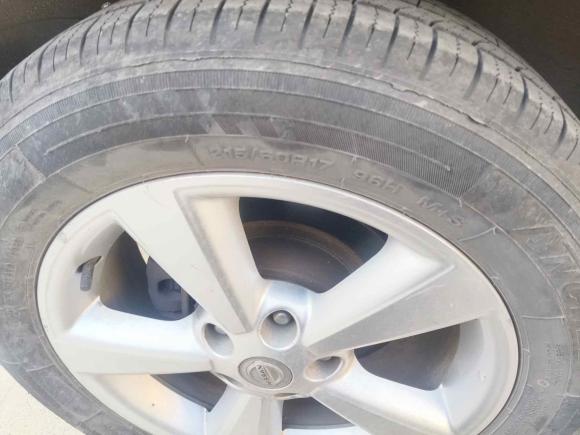 [青岛·鲁B] 二手日产逍客2011款 2.0XV 雷 CVT 2WD