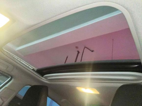 [广州·粤A] 二手丰田雷凌2016款 双擎 1.8H GS E-CVT精英天窗版