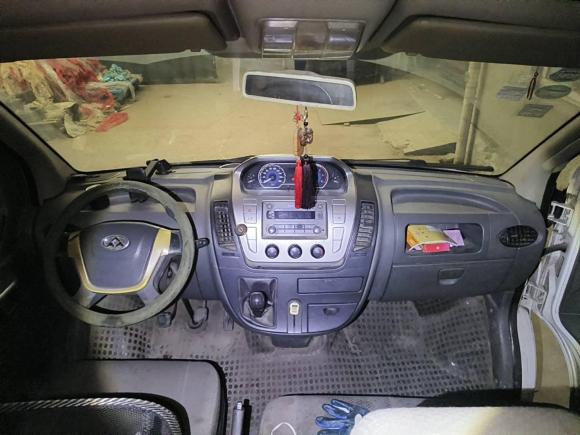 [宁波·浙B] 二手上汽大通MAXUS新途V802014款 2.5T 傲运通短轴中顶