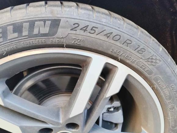 [苏州·苏U] 二手奥迪奥迪A4L2022款 40 TFSI 豪华动感型