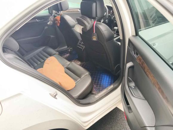 [广州·粤T] 二手斯柯达速派2016款 改款 TSI380 DSG尊行版