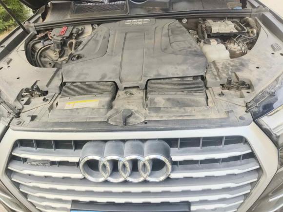 [青岛·鲁U] 二手奥迪奥迪Q72018款 40 TFSI 舒适型