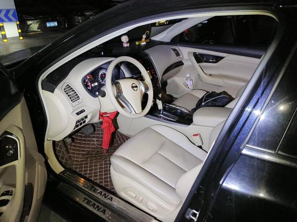 [成都·川A] 二手日产天籁2013款 2.0L XL舒适版