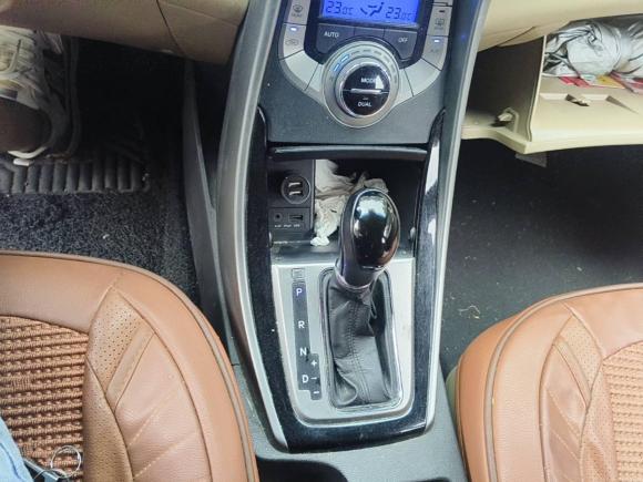 [南通·苏F] 二手现代朗动2012款 1.6L 自动尊贵型