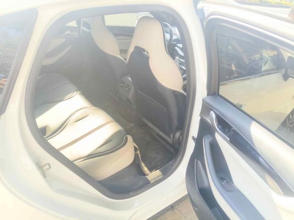 [佛山·粤E] 二手比亚迪秦PLUS2021款 DM-i 120KM 尊贵型