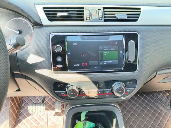 [南京·苏A] 二手观致观致52018款 1.6T 自动尊贵型