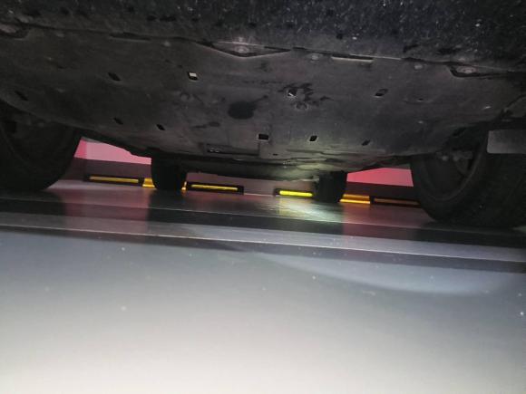 [深圳·粤B] 二手鸿蒙智行问界M72024款 1.5T 智驾四驱Ultra版 5座