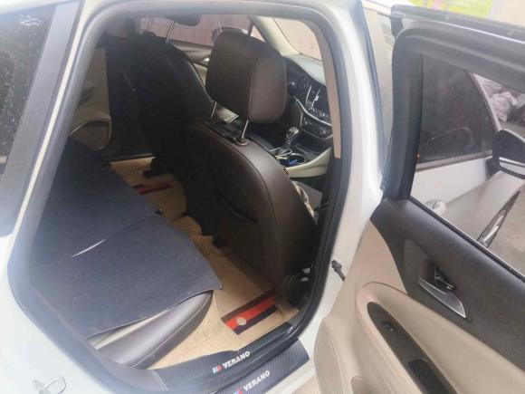 [成都·豫A] 二手别克威朗2017款 三厢 15S 自动领先型