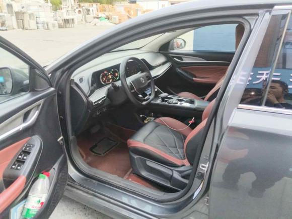 [上海·沪C] 二手长安逸动2022款 PLUS 蓝鲸NE 1.4T GDI DCT尊贵版