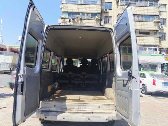 [南通·苏F] 二手福特新世代全顺2009款 2.4T柴油多功能型短轴中顶Duratorq