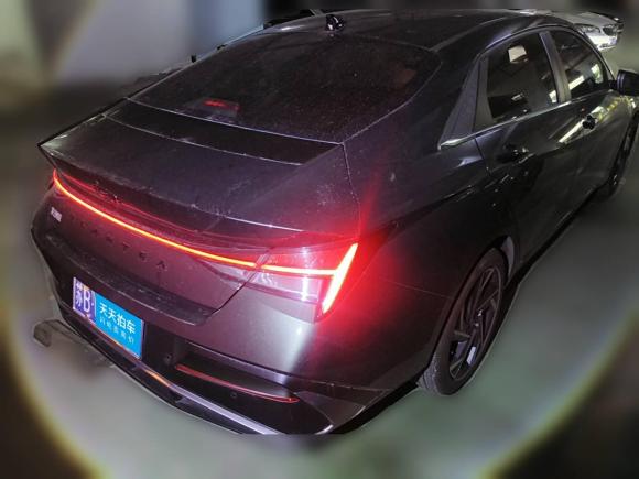 [无锡·苏B] 二手现代伊兰特2023款 1.5L CVT LUX尊贵版