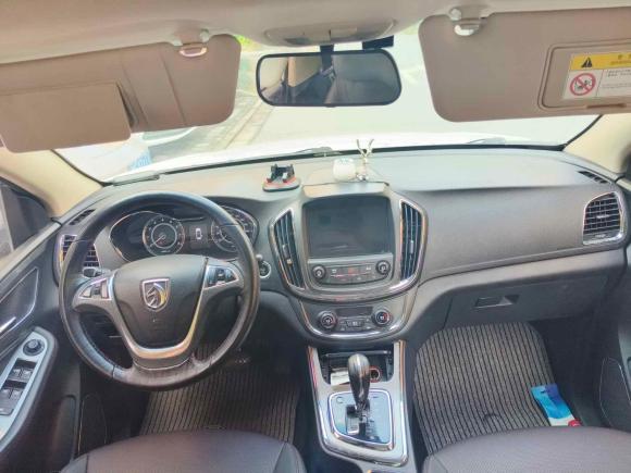 [上海·苏J] 二手宝骏宝骏5602016款 1.8L iAMT豪华型