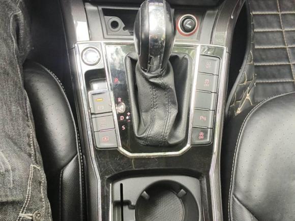 [上海·沪B] 二手大众帕萨特2016款 380TSI DSG御尊版