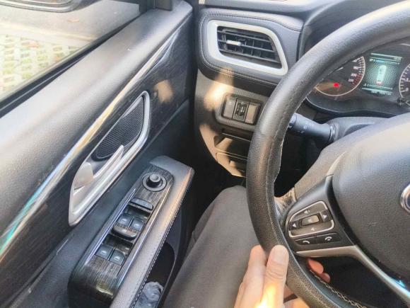 [湖州·云A] 二手SWM斯威汽车SWM斯威X72016款 1.5T 手动豪华型 7座