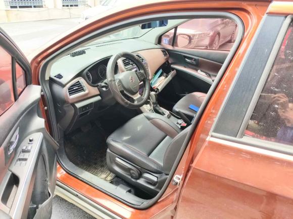 [广州·粤G] 二手铃木骁途2017款 1.6L CVT两驱都市进取型