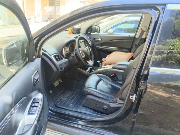 [南通·苏F] 二手道奇酷威2013款 2.4L 两驱尊尚版