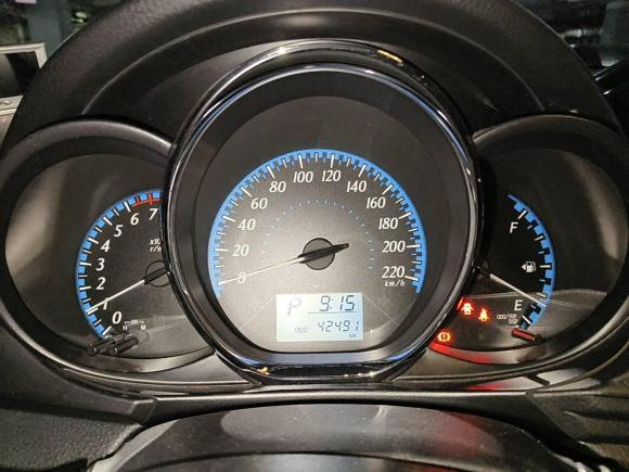 [广州·粤A] 二手丰田YARiS L 致炫2016款 改款 1.5E CVT魅动版