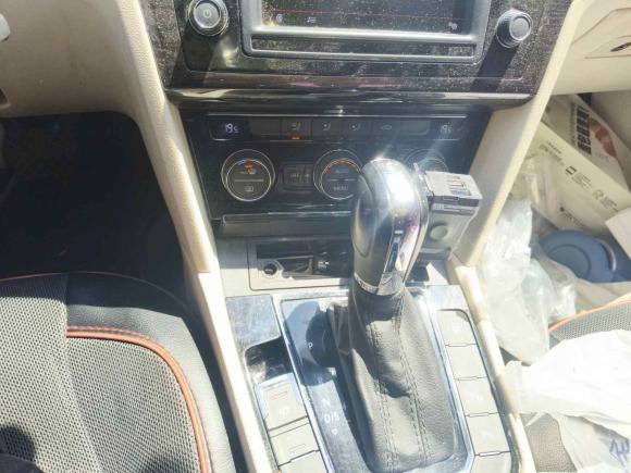 [义乌·浙G] 二手大众凌渡2015款 280TSI DSG舒适版