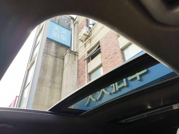 [上海·沪A] 二手奔驰奔驰GLC2016款 GLC 260 4MATIC 豪华型