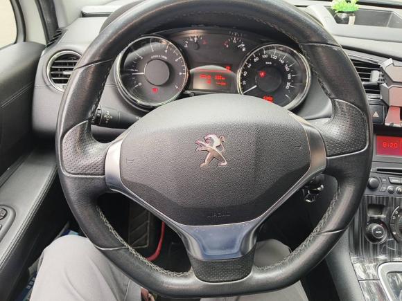 [佛山·粤X] 二手标致标致30082013款 2.0L 自动潮流版