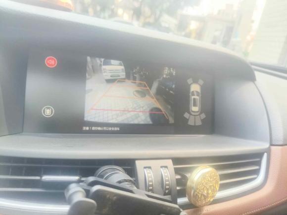 [深圳·粤B] 二手宝沃宝沃BX72016款 28T 两驱豪华版 7座