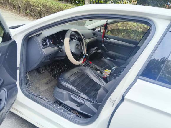 [苏州·苏E] 二手大众凌渡2015款 230TSI DSG风尚版