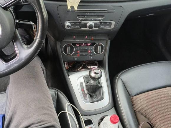 [广州·苏A] 二手奥迪奥迪Q32016款 30 TFSI 时尚型