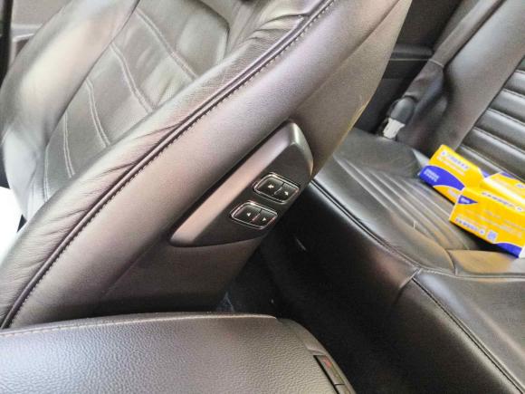 [广州·桂R] 二手福特蒙迪欧2013款 2.0L GTDi240旗舰型