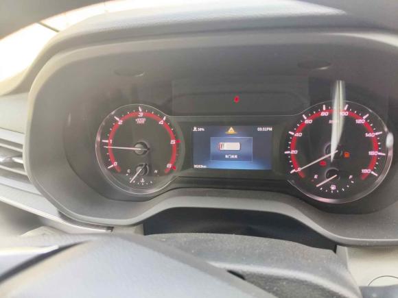 [宁波·浙B] 二手上汽大通MAXUS新途V902022款 2.0T手动运杰前驱短轴中顶后单胎6座