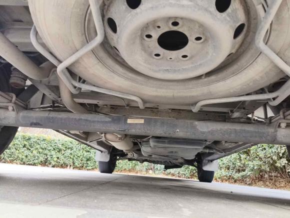 [宁波·浙B] 二手大通新途V802015款 2.5T AMT傲运通版短轴中顶