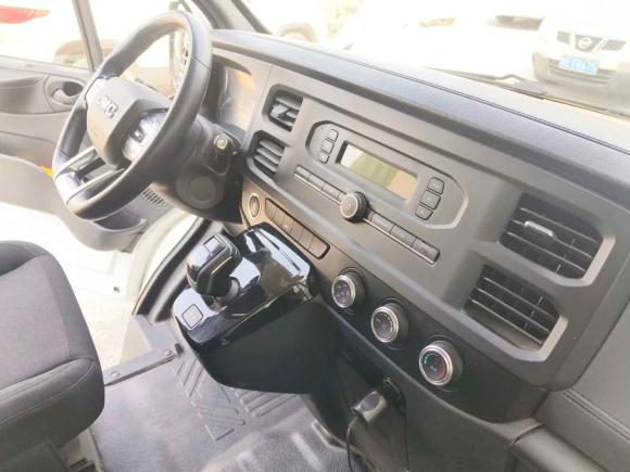 [佛山·粤E] 二手江铃江铃福顺2023款 2.0T 自动短轴地库版商运型多功能乘用车6座