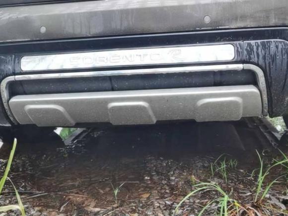 [芜湖·粤S] 二手起亚索兰托2013款 2.2T 7座柴油豪华版