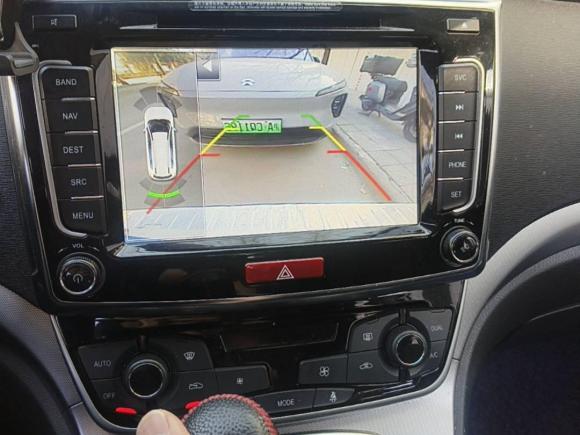 [上海·沪B] 二手哈弗哈弗H62017款 蓝标 运动版 2.0T 柴油 手动两驱精英型