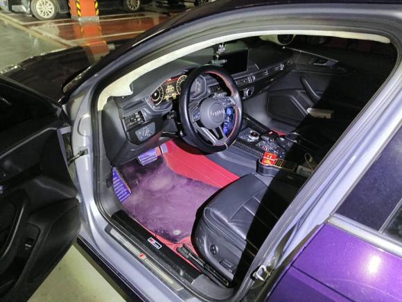 [南昌·赣A] 二手奥迪奥迪A4L2018款 30周年年型 40 TFSI 时尚型