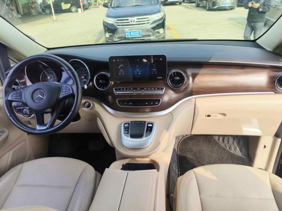 [上海·沪A] 二手奔驰奔驰V级2020款 V 260 领航版