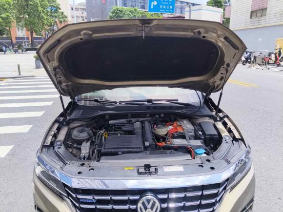 [深圳·粤B] 二手大众帕萨特新能源2019款 430PHEV 混动豪华版
