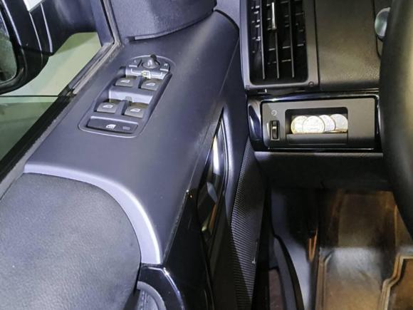 [上海·沪B] 二手路虎神行者22015款 2.0T Si4 HSE Luxury典藏版