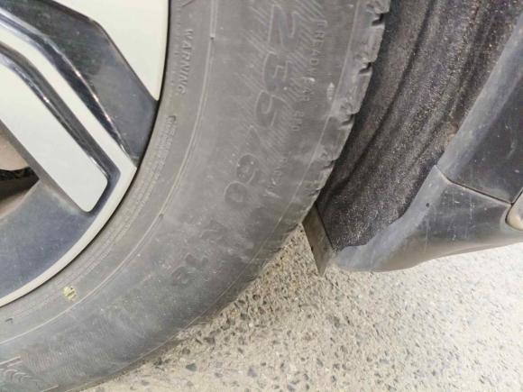 [广州·鲁L] 二手红旗红旗HS52022款 2.0T 智联旗享版